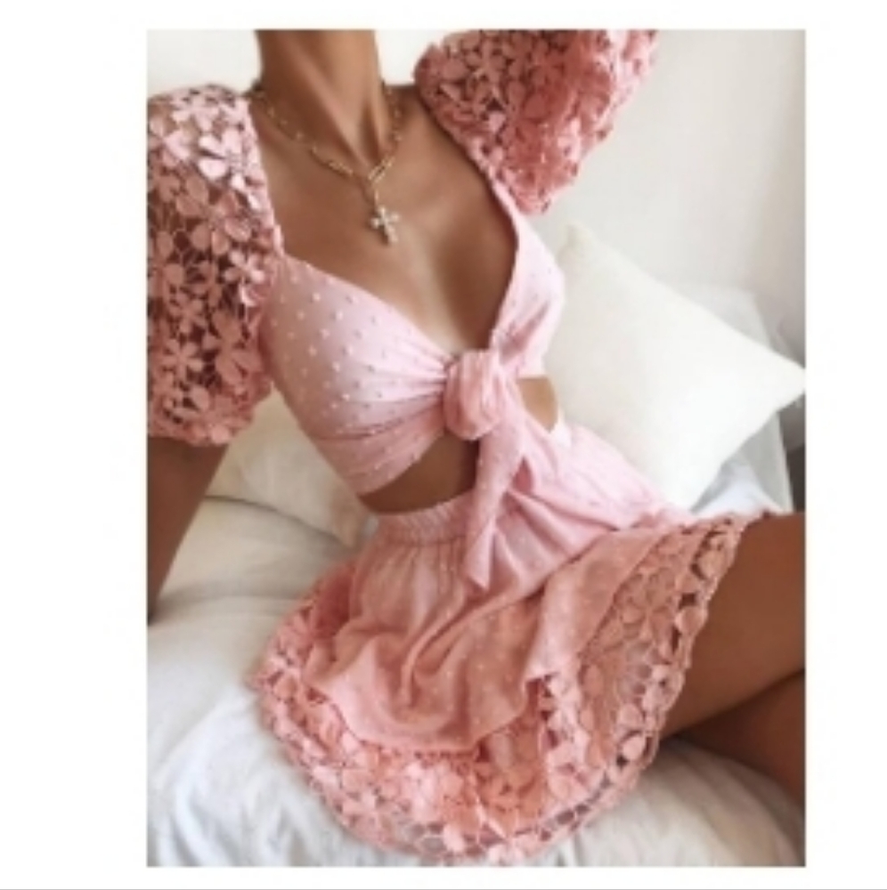 SKIRT AND BLOUSE SET